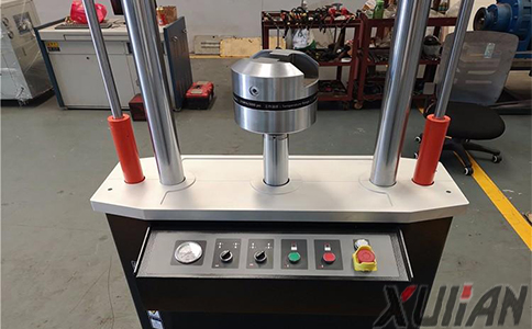 疲勞試驗(yàn)機(jī) 疲勞試驗(yàn)機(jī)